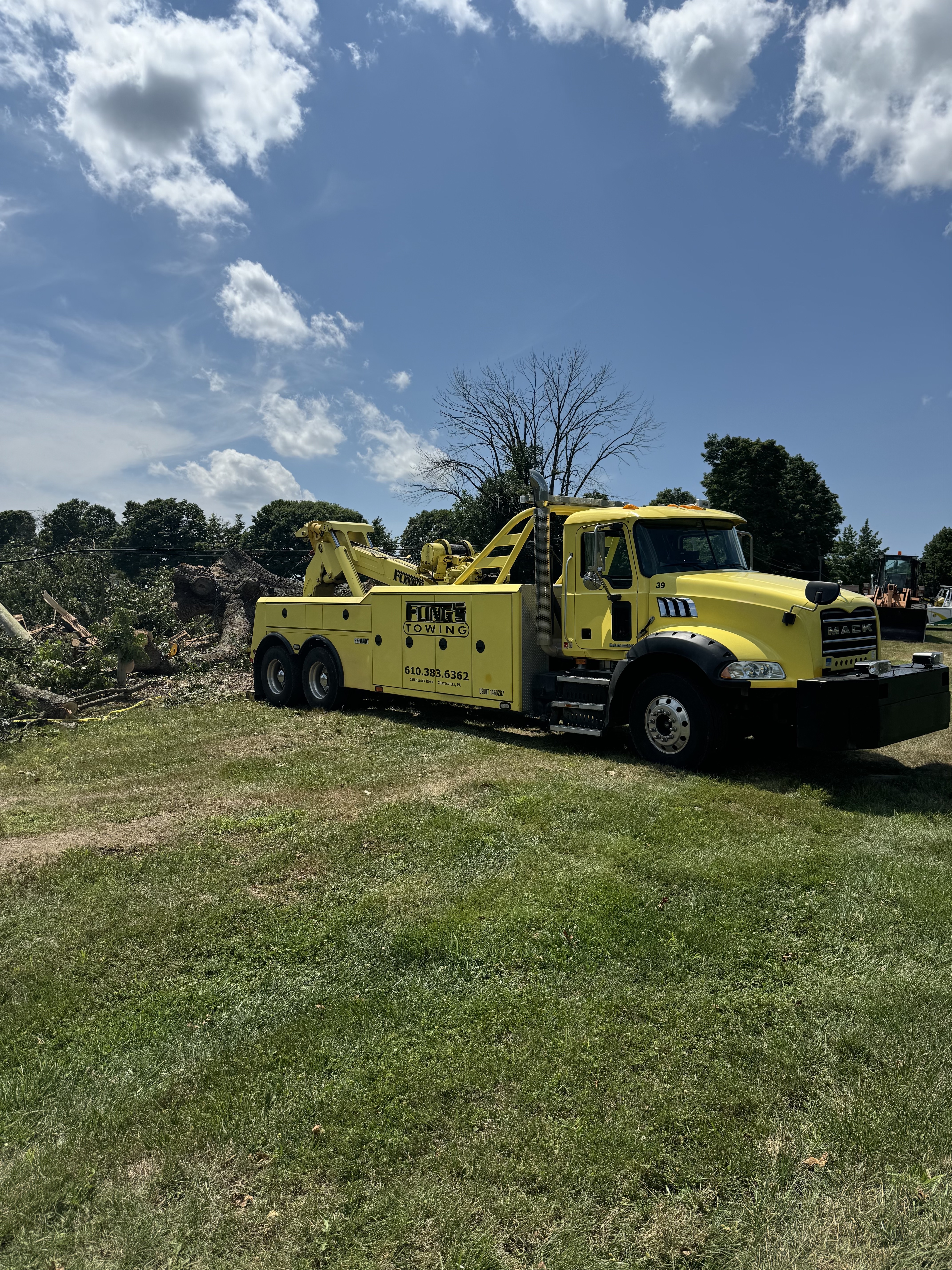 flings towing black oak tree layton park coatesville pennsylvania storm clean up_12 Fling's Towing 50-ton wrecker moving a massive 1700s era black oak tree at Layton Park in Coatesville, PA